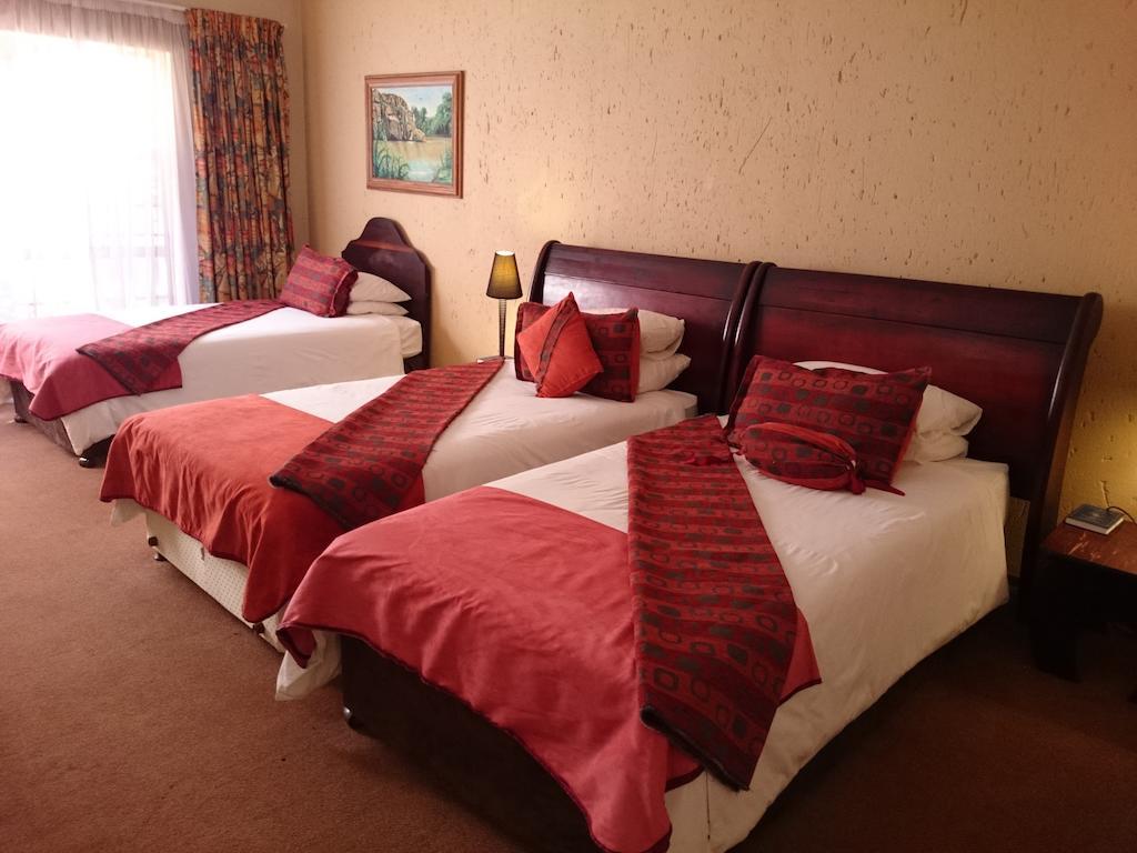 Hornbill Lodge Magaliesburg Bilik gambar
