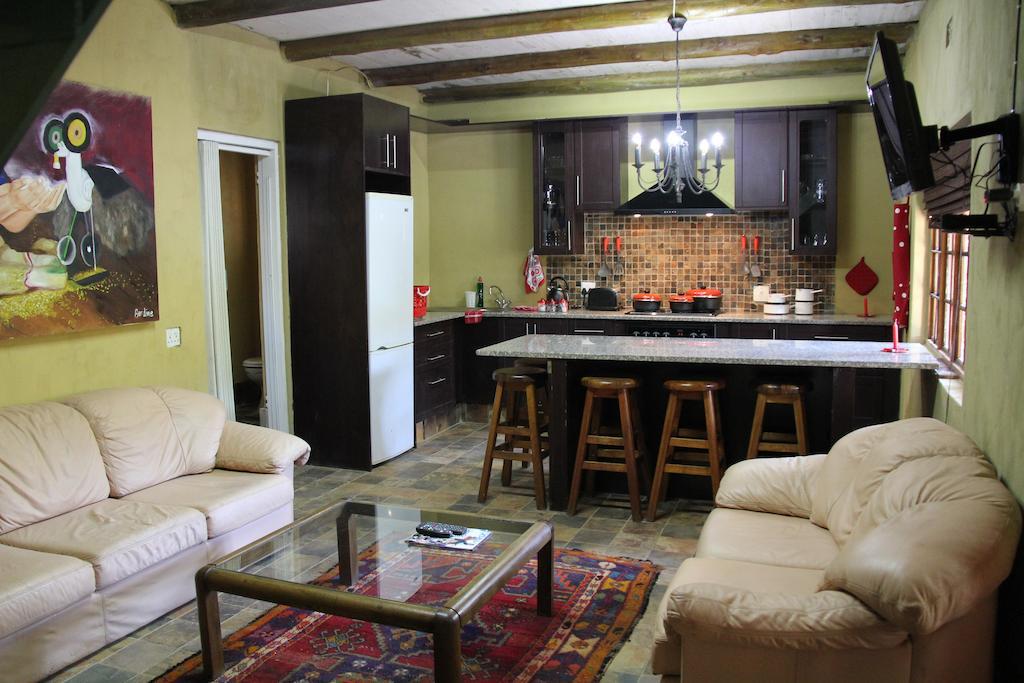 Hornbill Lodge Magaliesburg Bilik gambar