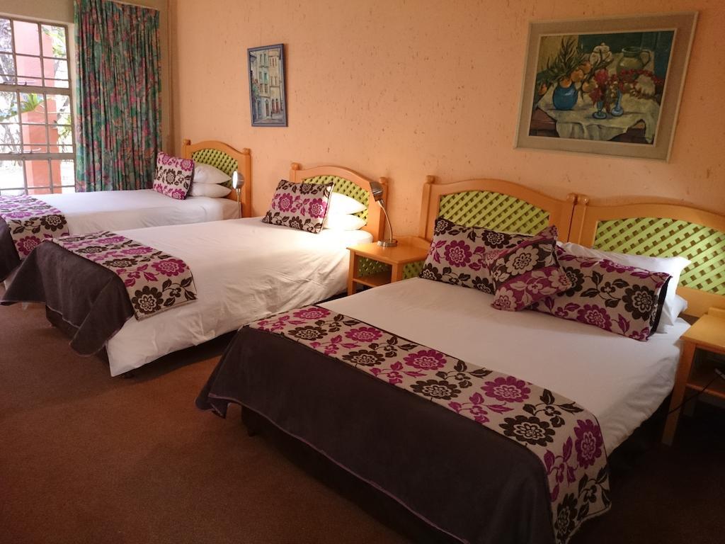Hornbill Lodge Magaliesburg Bilik gambar